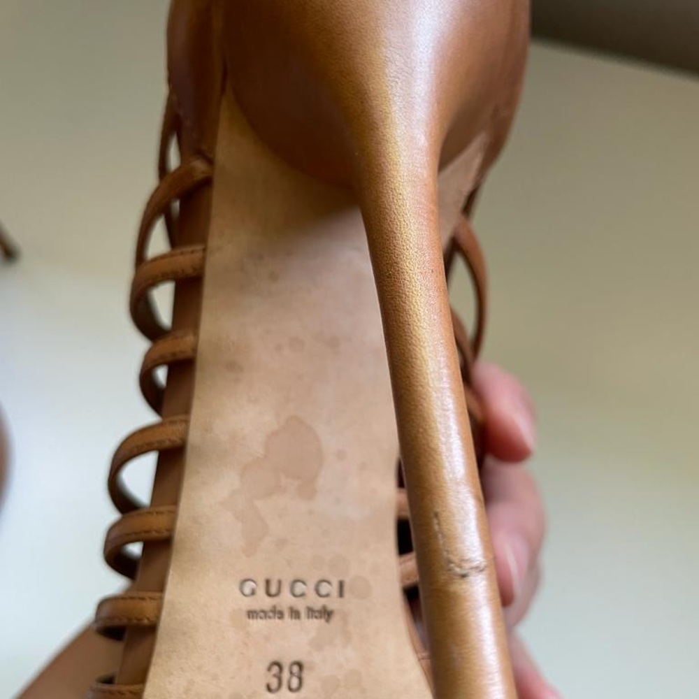 Gucci heels. - Picture 5 of 5